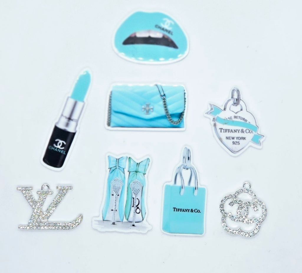 8pc Mixed Charm Set
